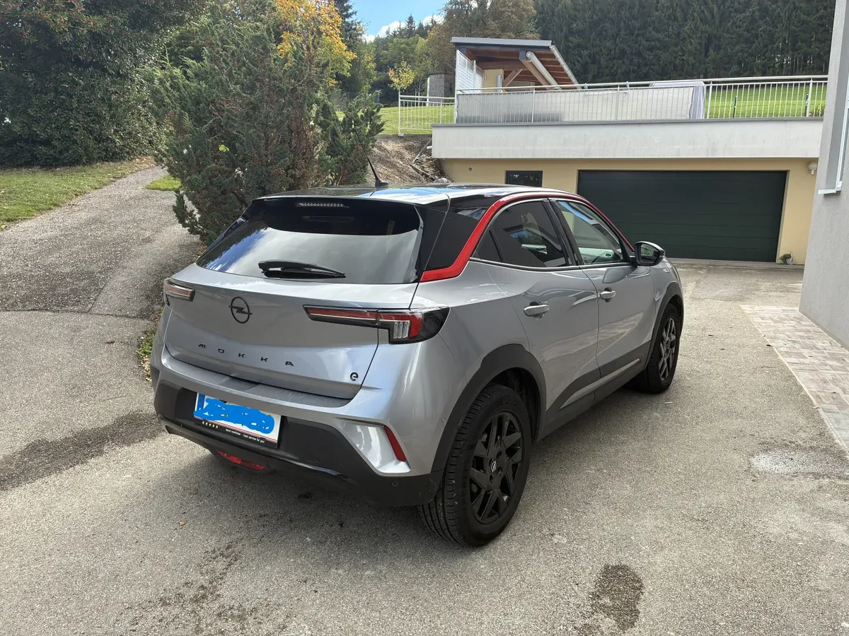 Opel Mokka-E 2022 photo 2