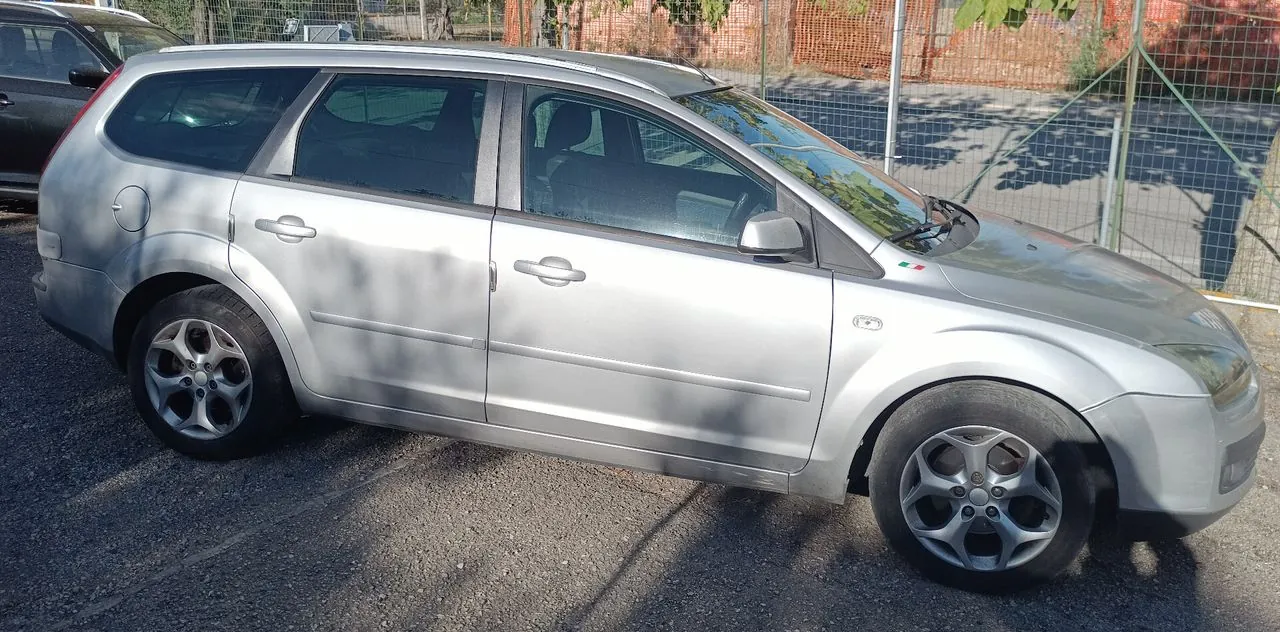Ford Focus 2007 photo 4