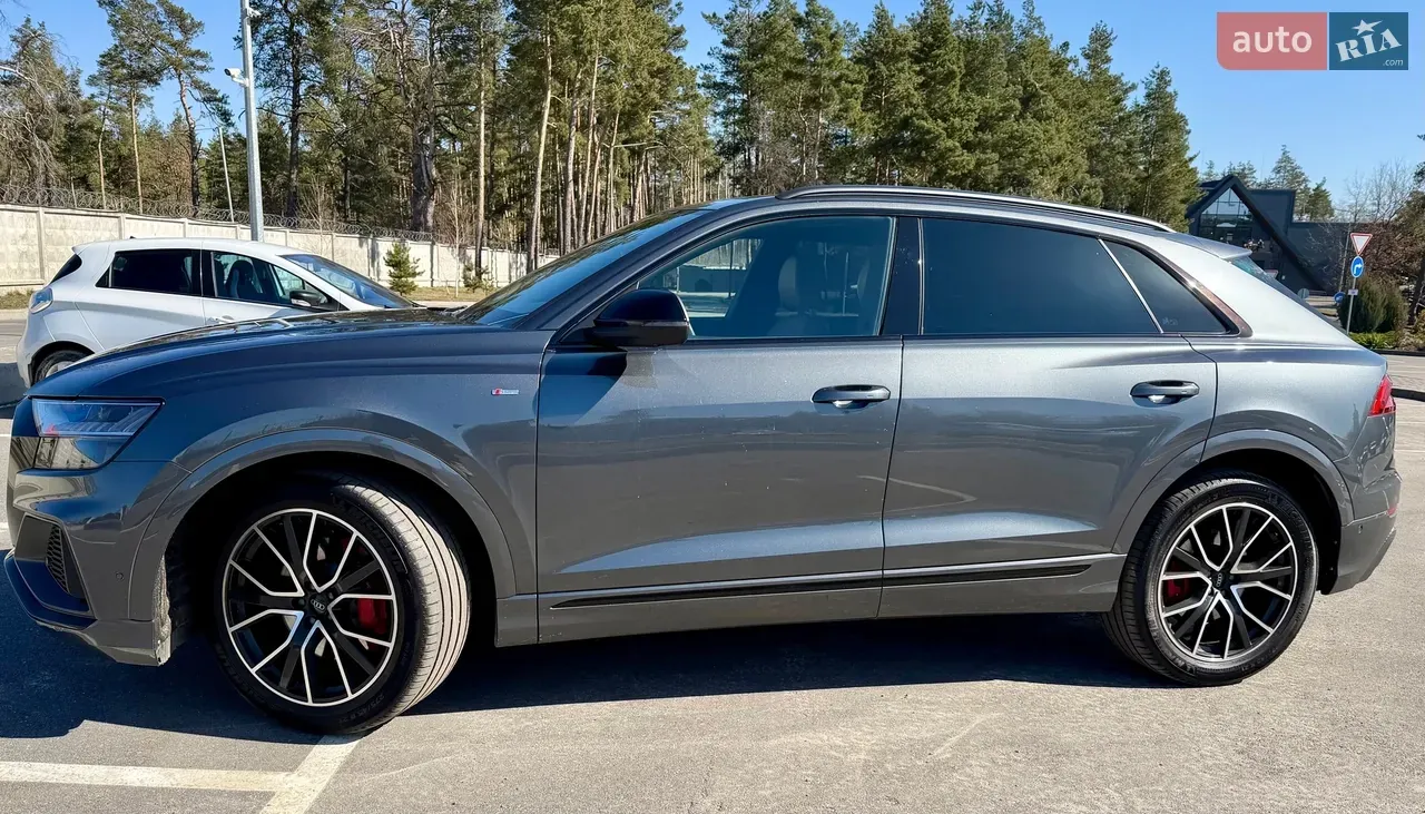 Audi Q8 2019 photo 2