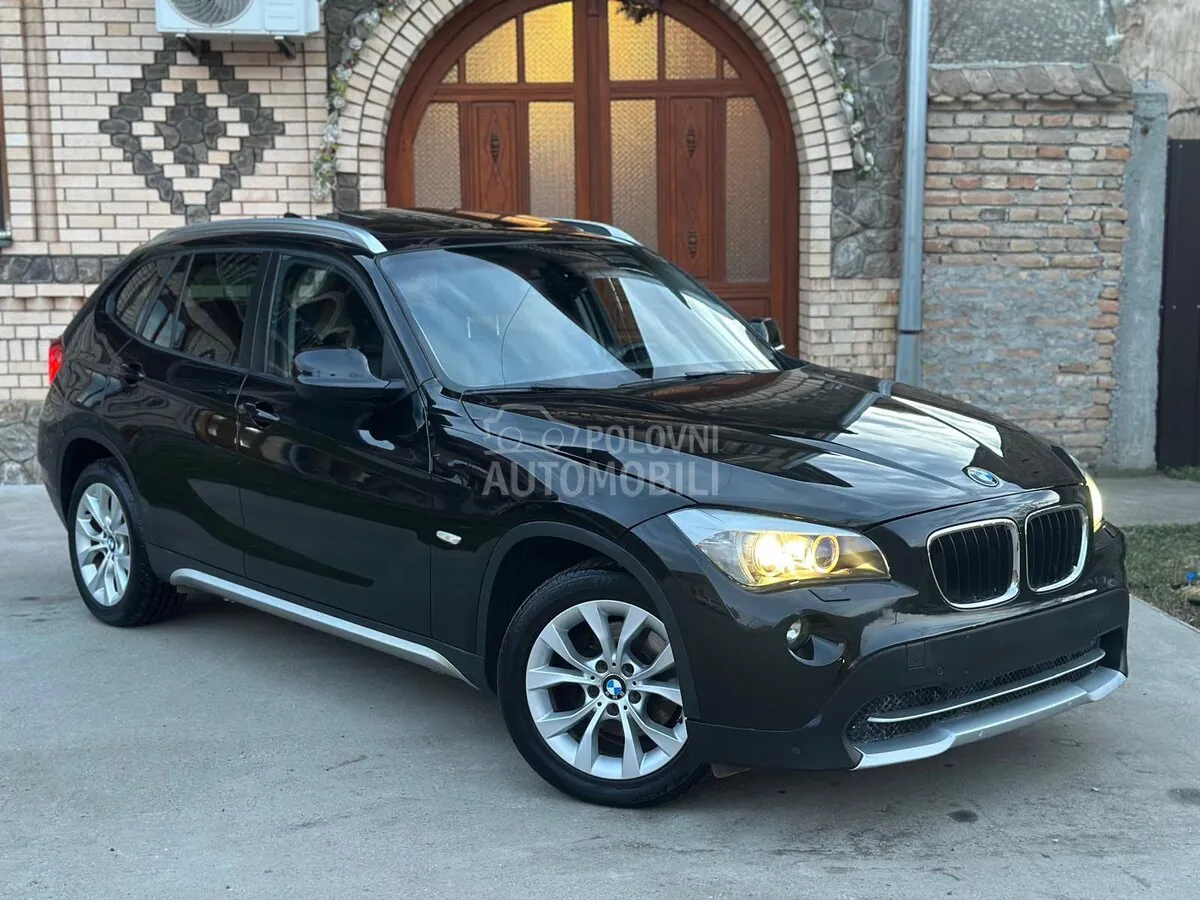 BMW X1 2011 photo 3