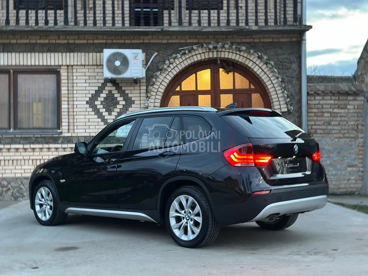 BMW X1 2011 photo 5