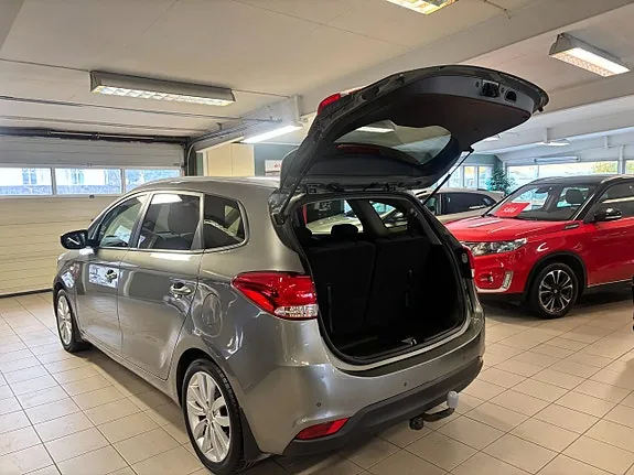 Kia Carens 2016 photo 3
