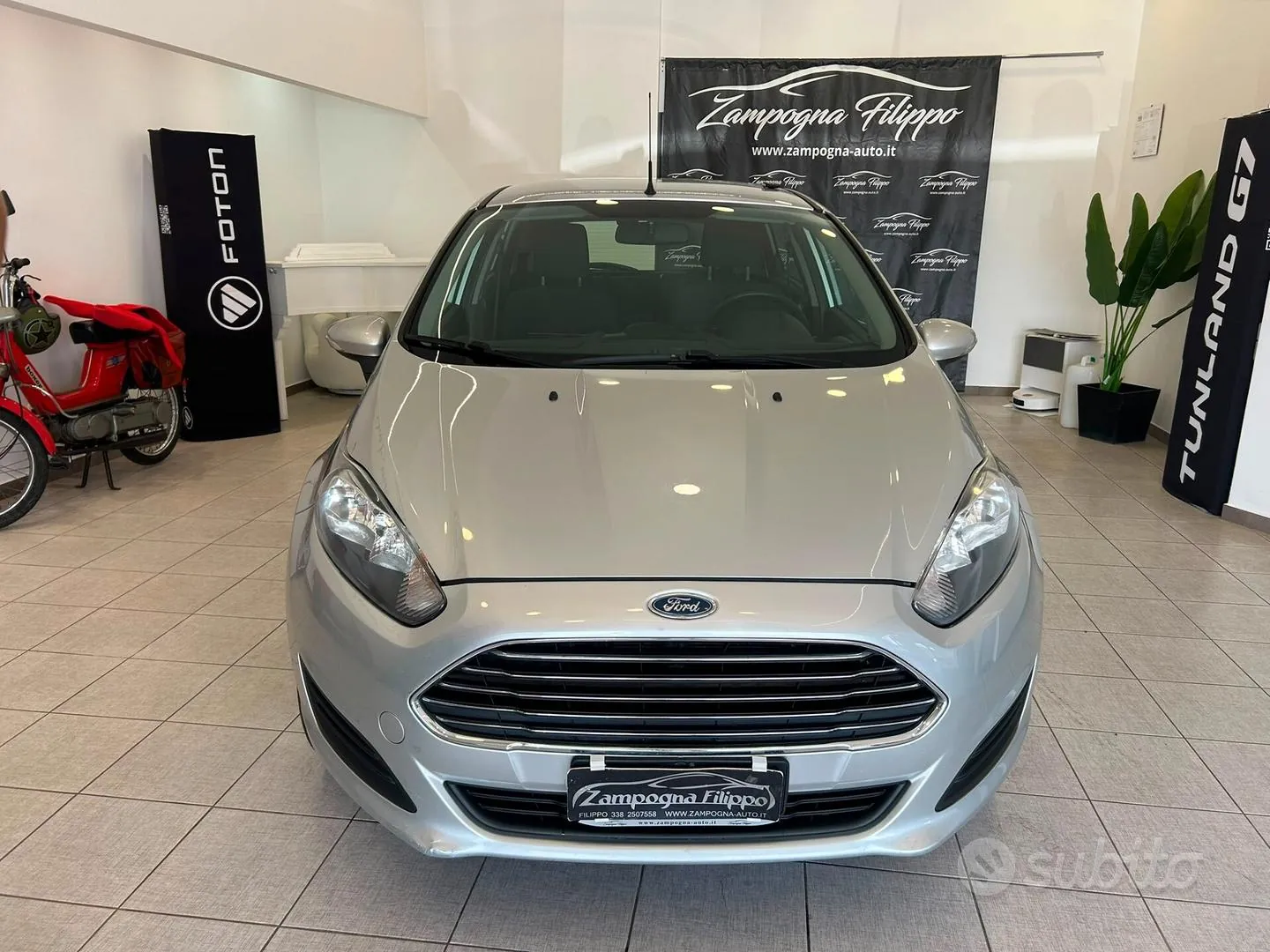 Ford Fiesta 2014 photo 2