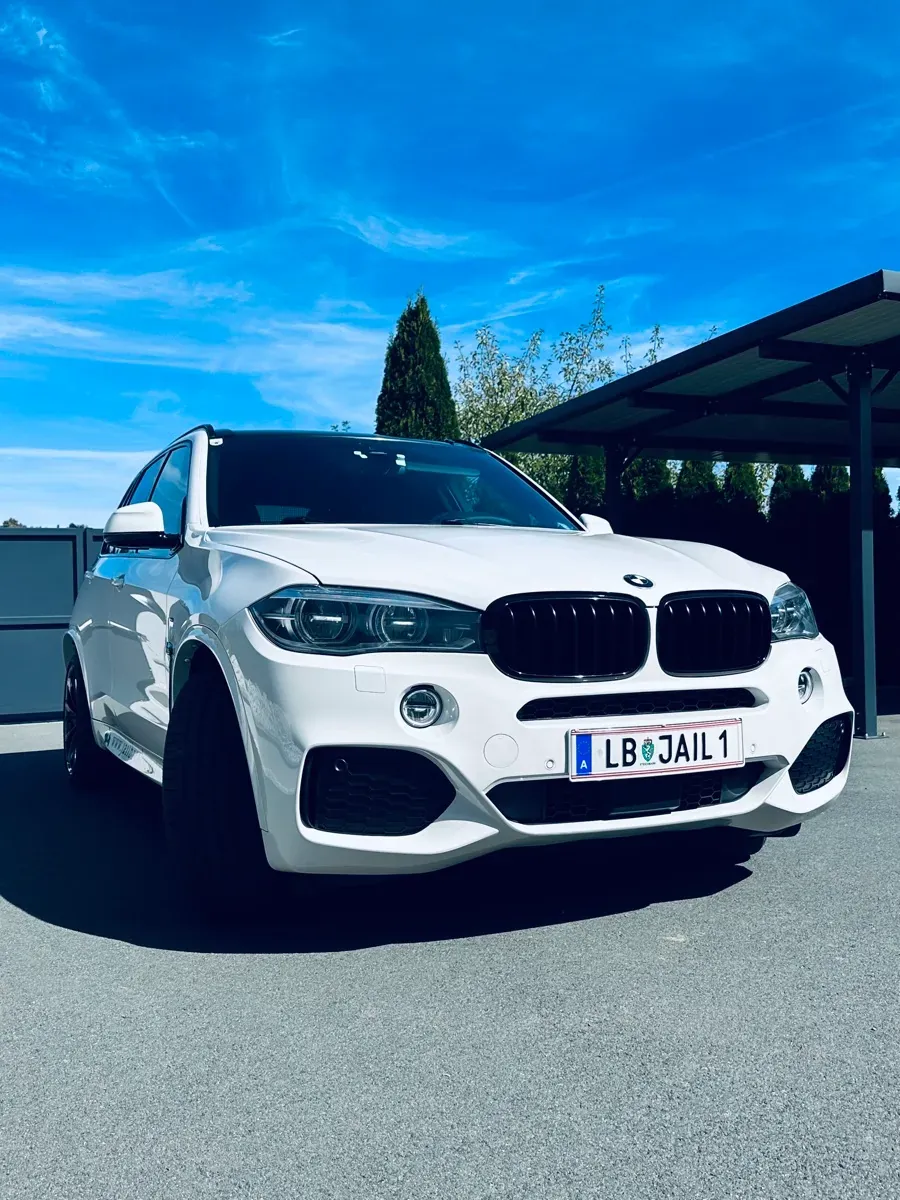 BMW X5 2016 photo 2