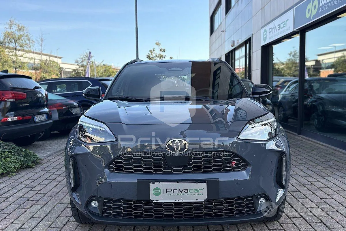 Toyota Yaris Cross 2025 photo 2