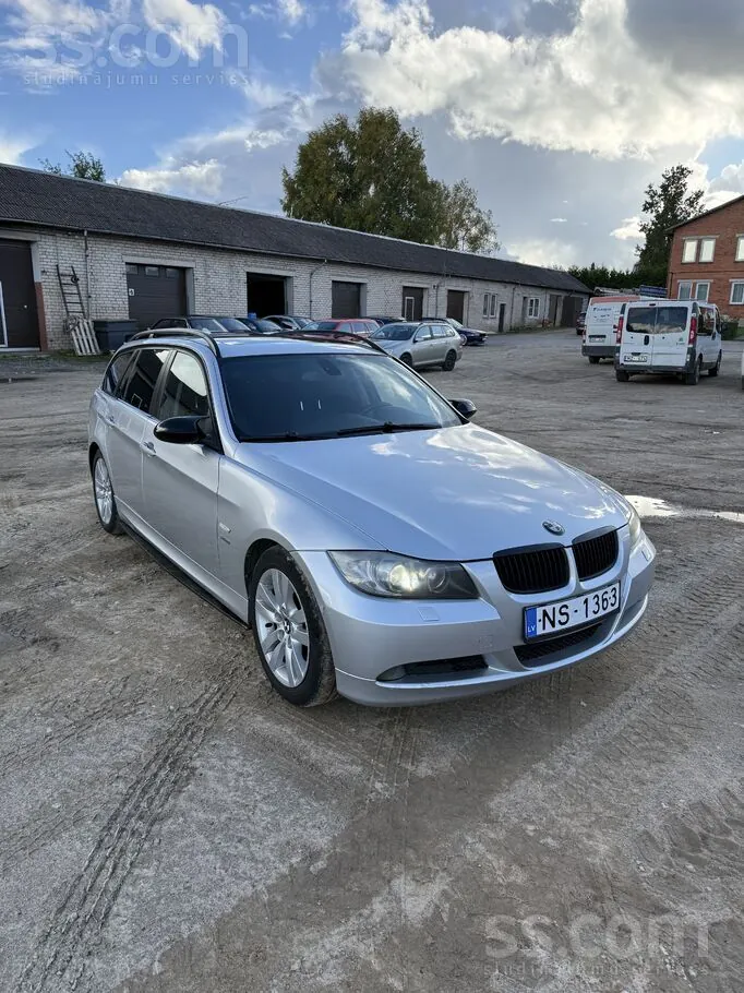 BMW E91 2006 photo 4