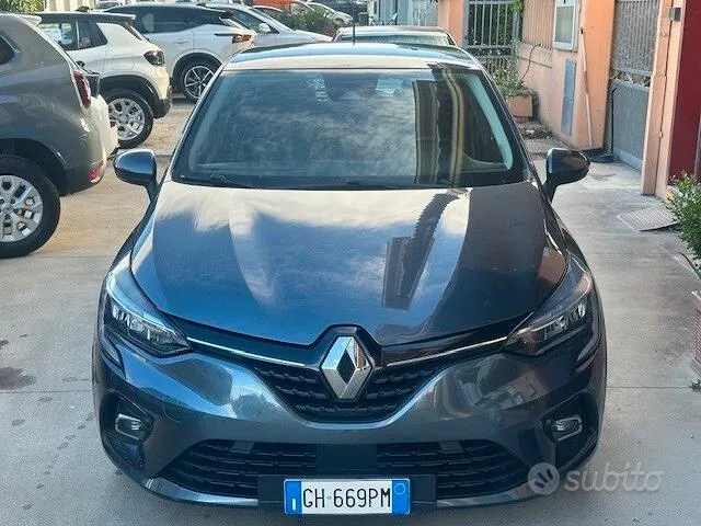 Renault Clio 2021 photo 2