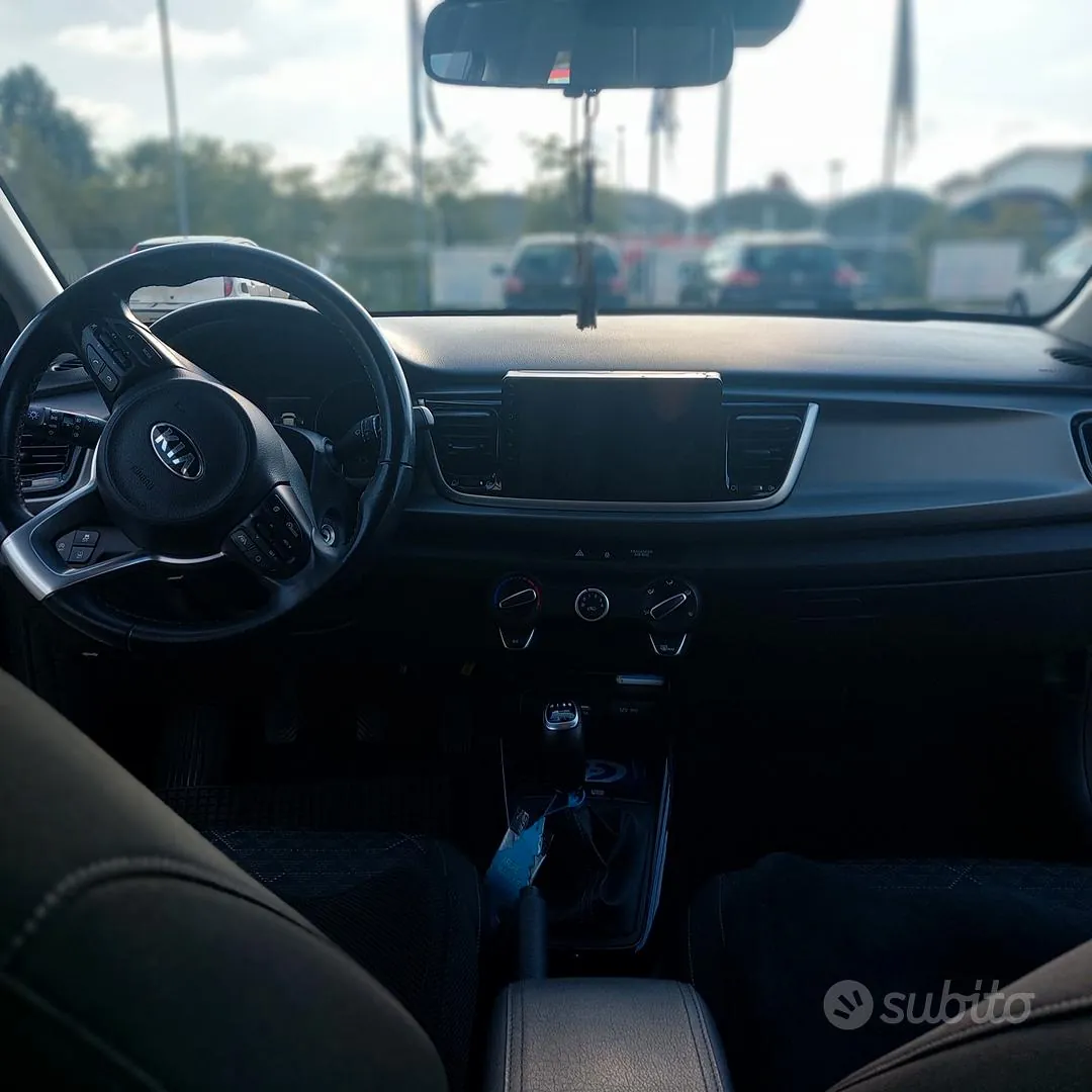 Kia Rio 2021 photo 4