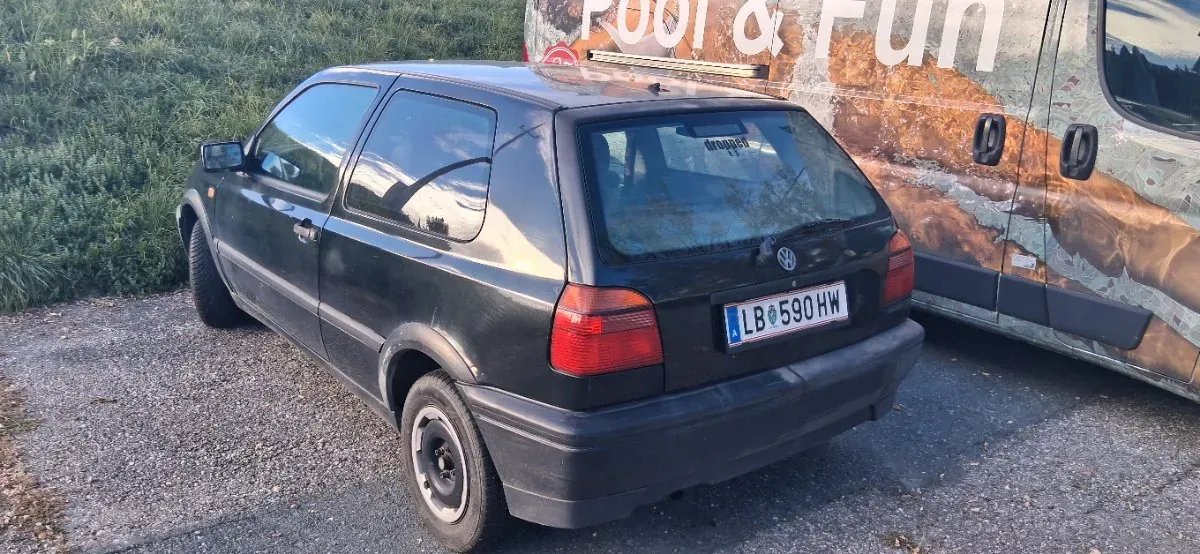 Volkswagen Golf 1993 photo 2
