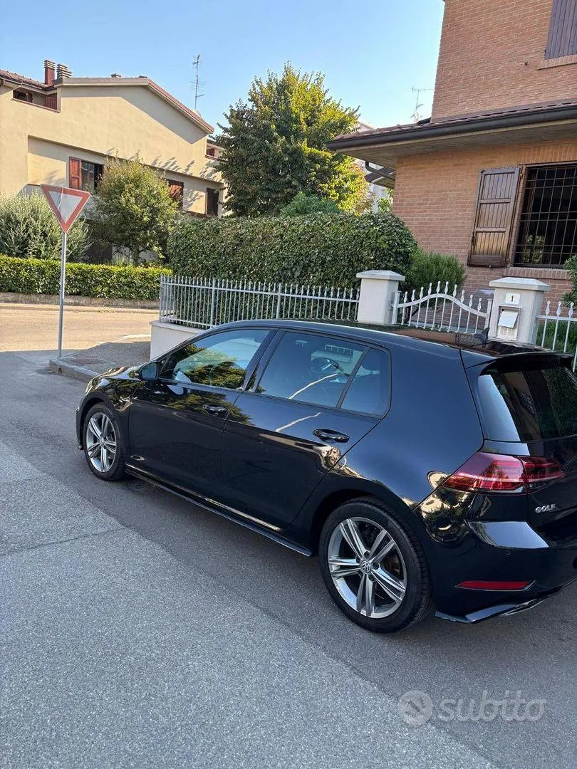 Volkswagen Golf 2018 photo 2