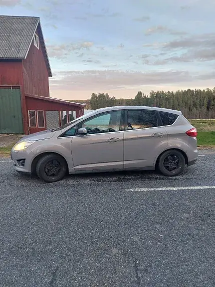 Ford C-Max 2011 photo 3