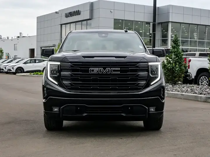 GMC Sierra 1500 2024 photo 3