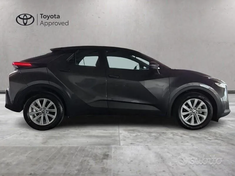 Toyota C-Hr 2026 photo 4