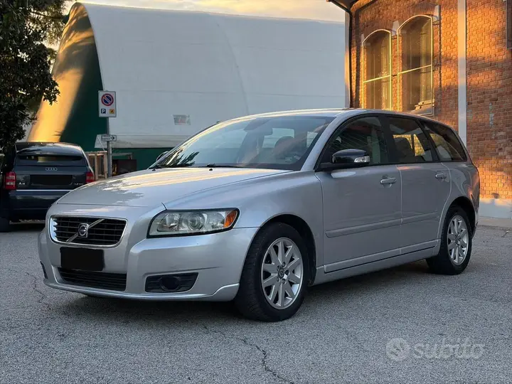 Volvo V50 2008 photo 5
