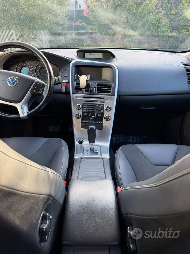 Volvo Xc60 2010 photo 3