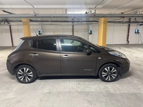Nissan Leaf 2016 photo 3
