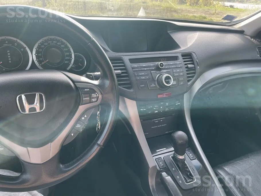 Honda Accord 2009 photo 4