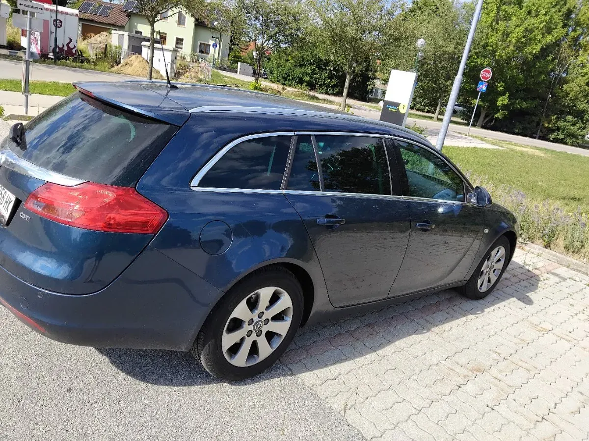 Opel Insignia 2013 photo 2