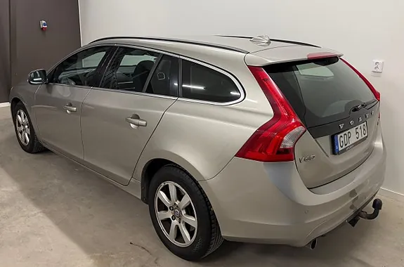 Volvo V60 2014 photo 3