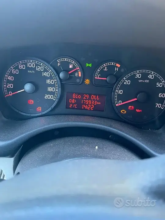 Fiat Punto 2004 photo 4