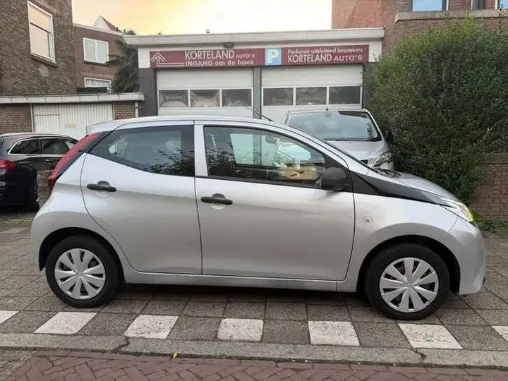 Toyota Aygo 2019 photo 2