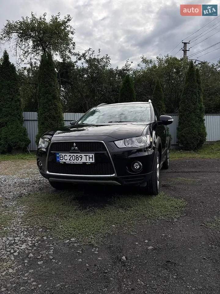Mitsubishi Outlander 2010 photo 5