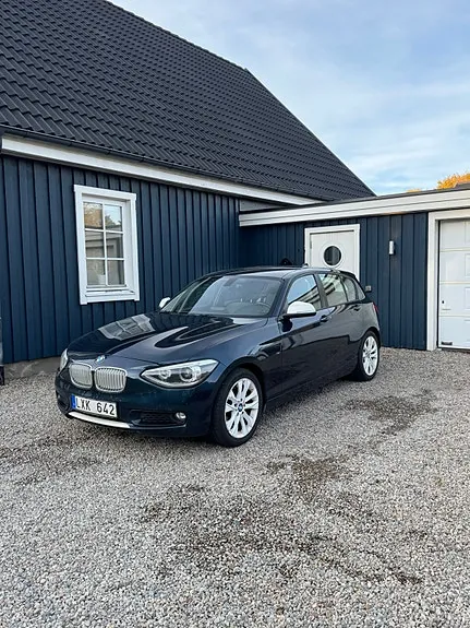 BMW 116D 2012 photo 2