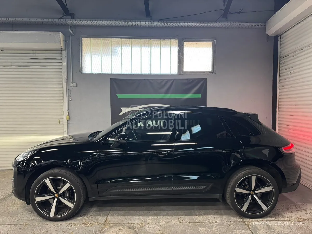 Porsche Macan 2023 photo 3