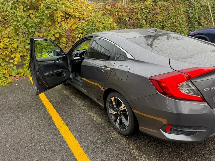 Honda Civic 2017 photo 5