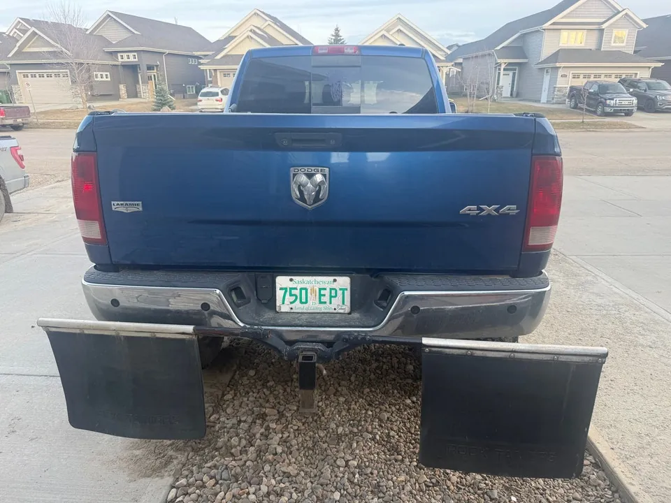 Dodge Ram 3500 2010 photo 3