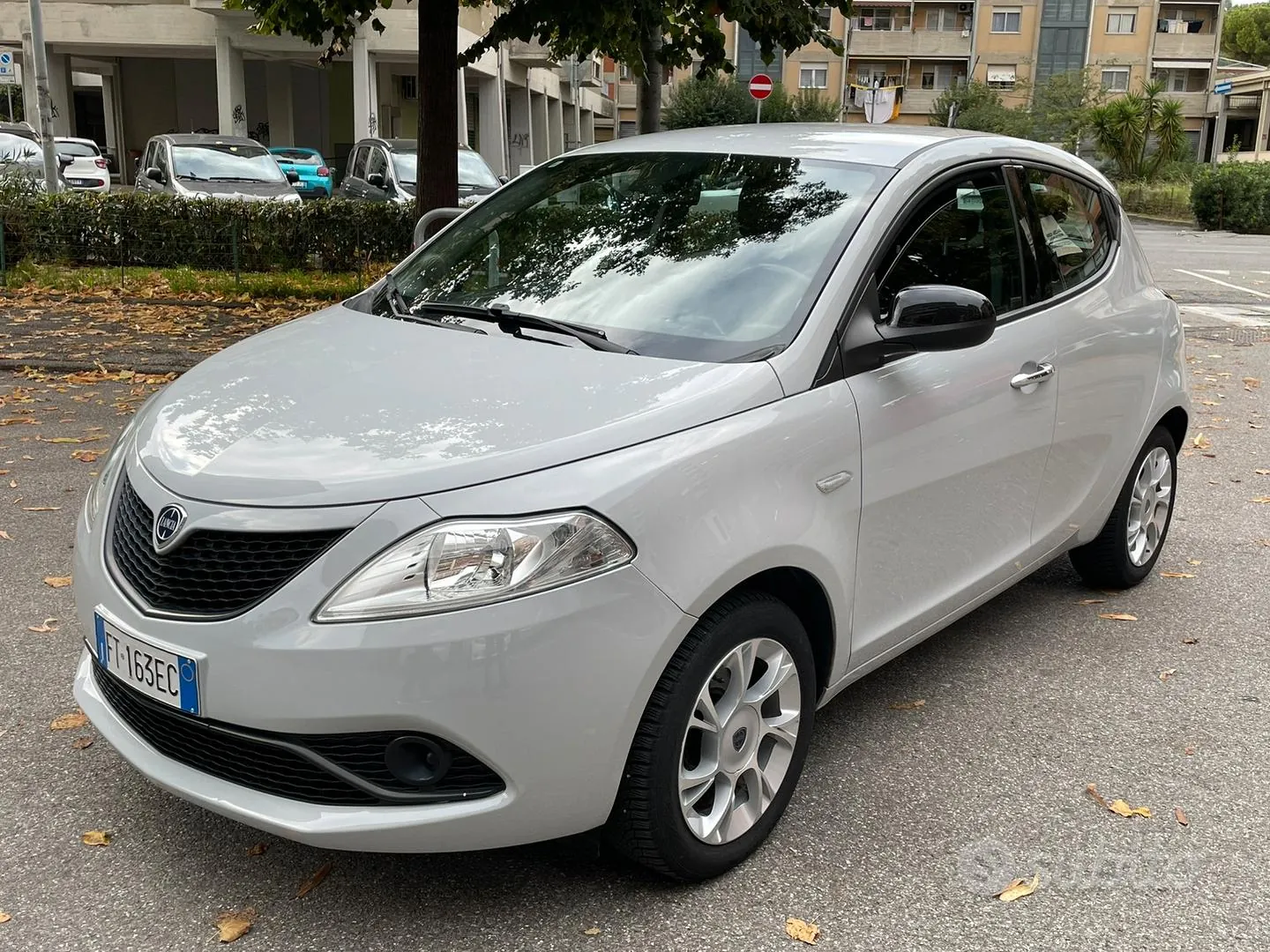 Lancia Ypsilon
