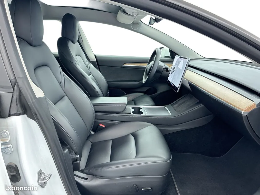 Tesla Model 3 2021 photo 4