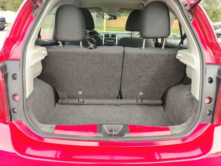 Nissan Micra 2016 photo 5