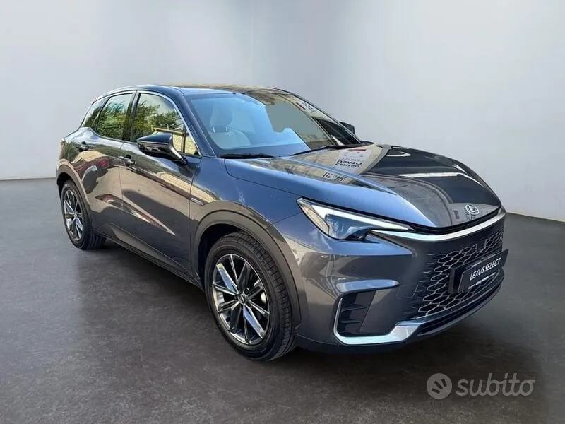 Lexus Lbx 2024 photo 3