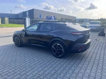 Peugeot 408 2024 photo 3