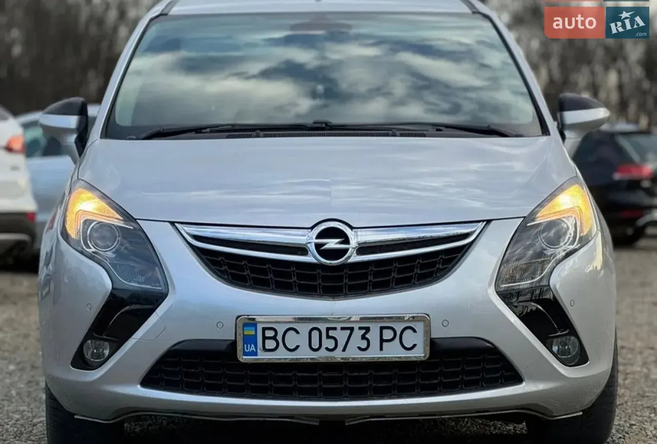 Opel Zafira 2015 photo 2