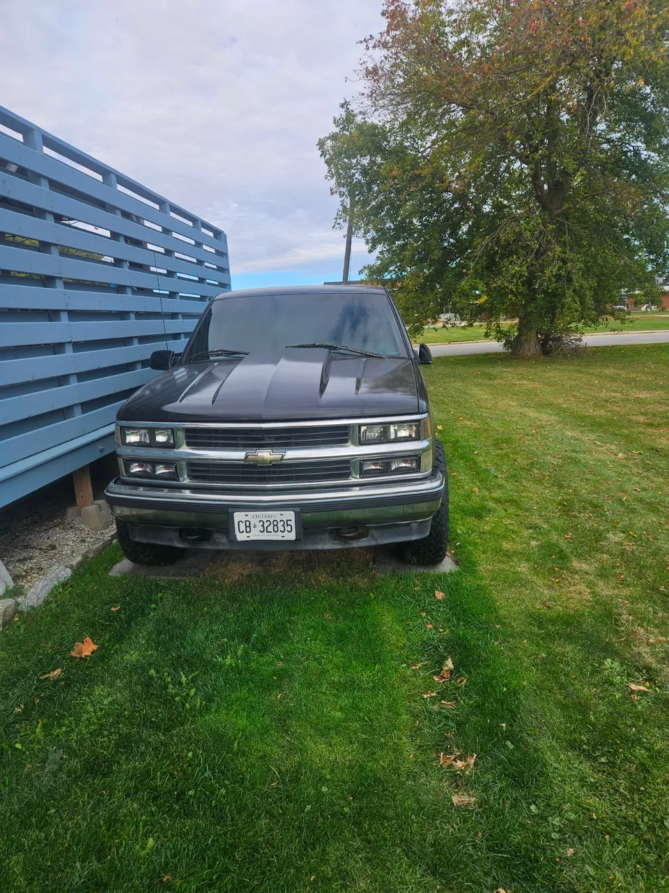 Chevrolet C/K Pickup 1500 1996 photo 2
