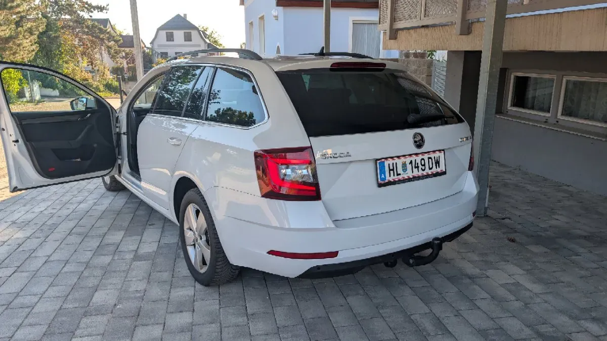Skoda Octavia 2018 photo 3