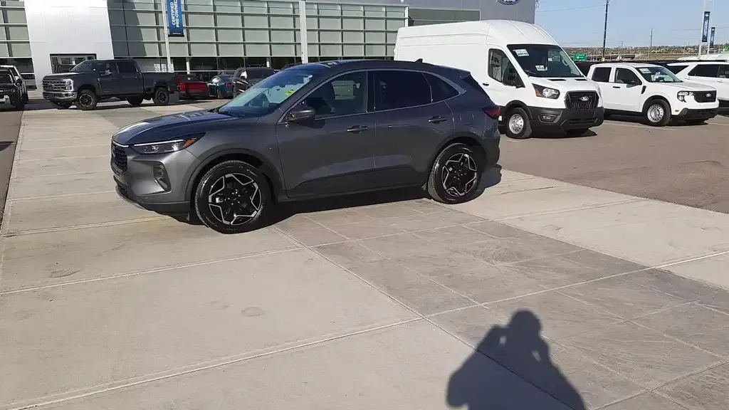 Ford Escape 2026 photo 4