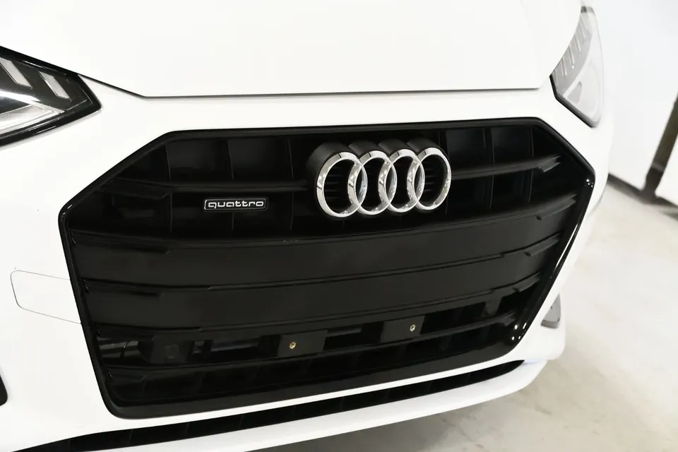 Audi A4 2024 photo 3