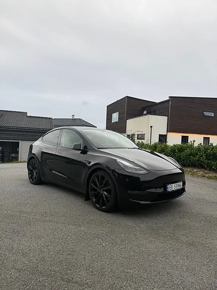 Tesla Model Y 2022 photo 3