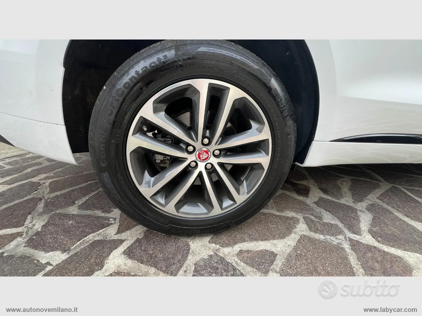 Jaguar F-Pace 2017 photo 5