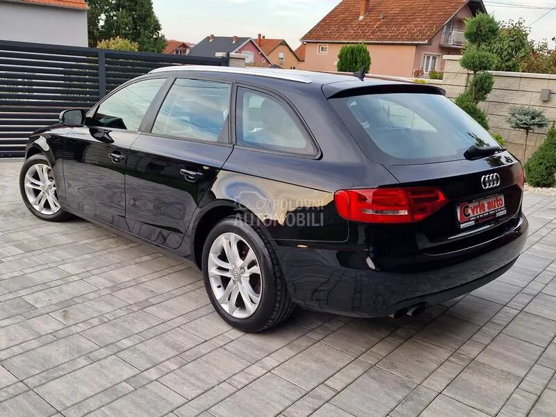 Audi A4 2010 photo 5