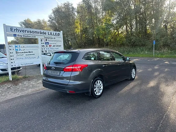 Ford Focus 2017 photo 4