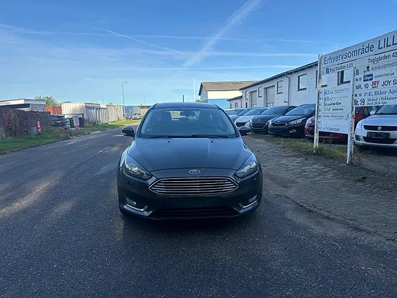 Ford Focus 2017 photo 2