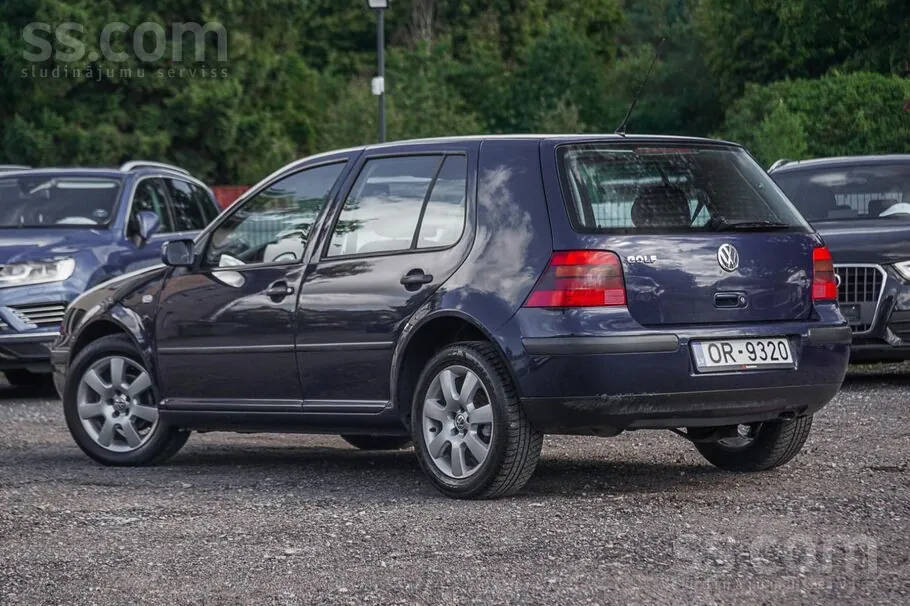 Volkswagen Golf 2003 photo 3