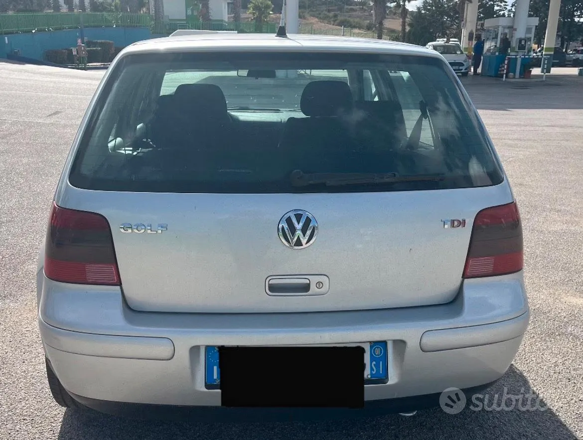 Volkswagen Golf 2001 photo 2