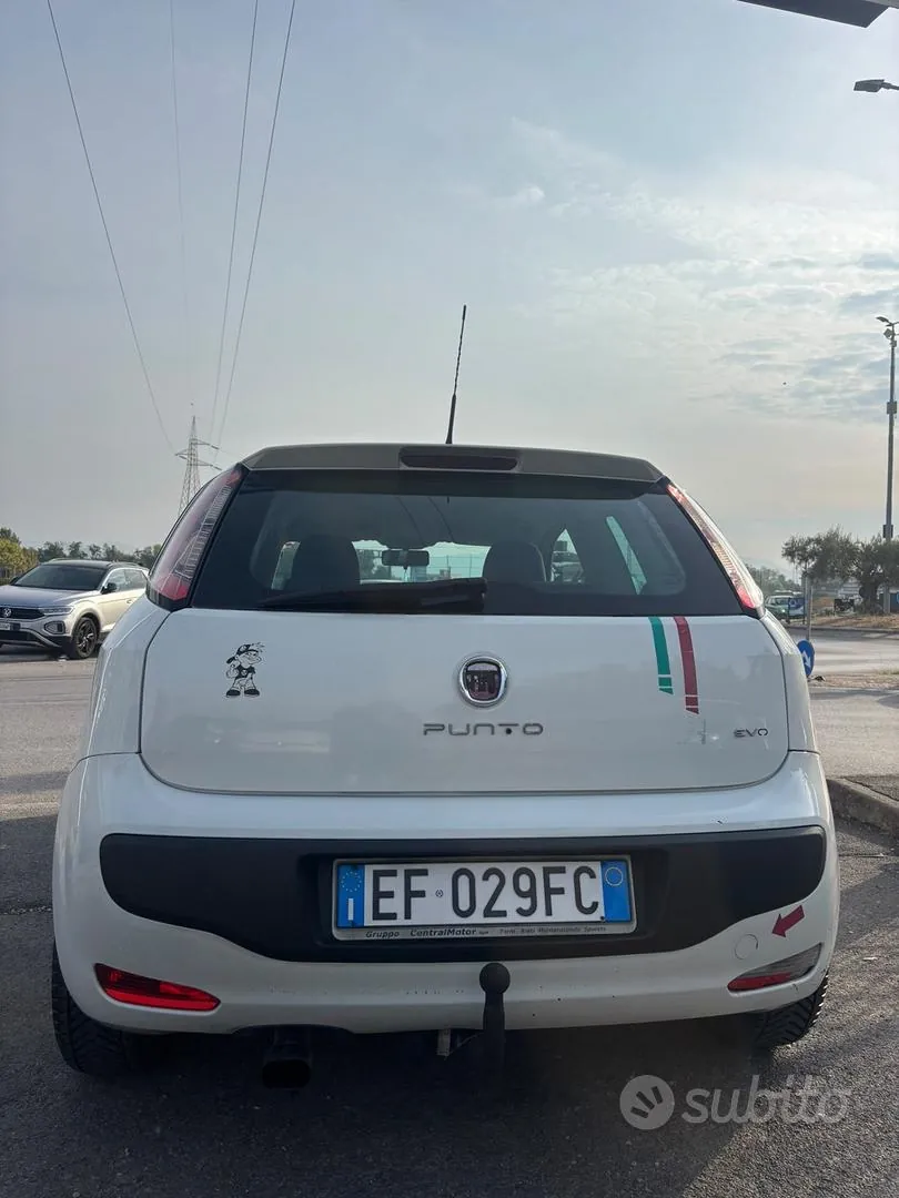 Fiat Punto Evo 2010 photo 4
