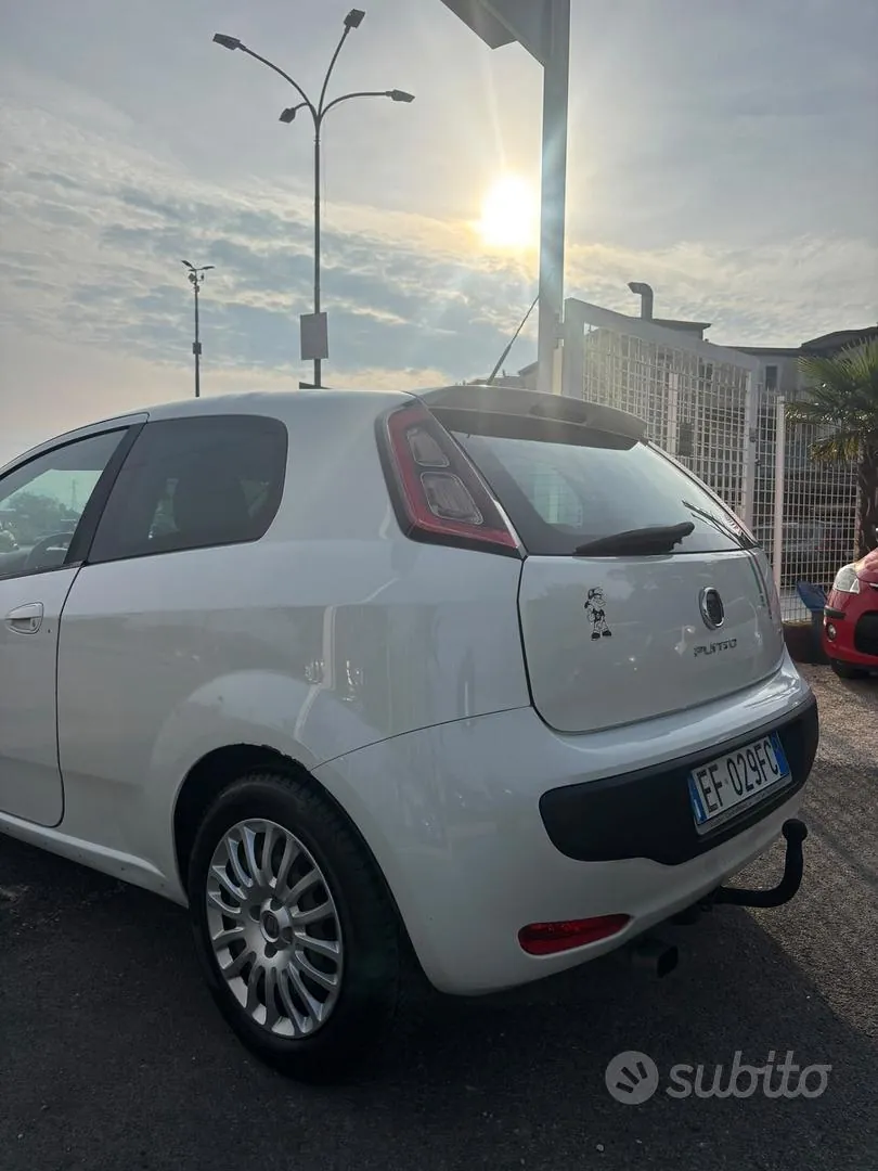 Fiat Punto Evo 2010 photo 5