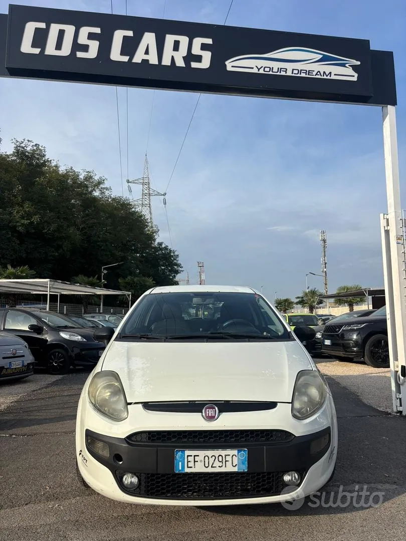 Fiat Punto Evo 2010 photo 2